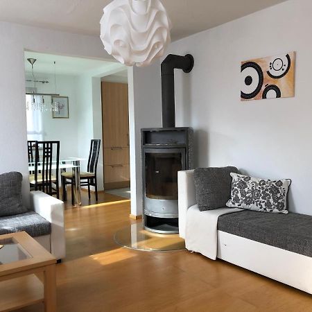 Grosse Wohnung Mit 2 Schlafzimmern Altensteig Exterior foto